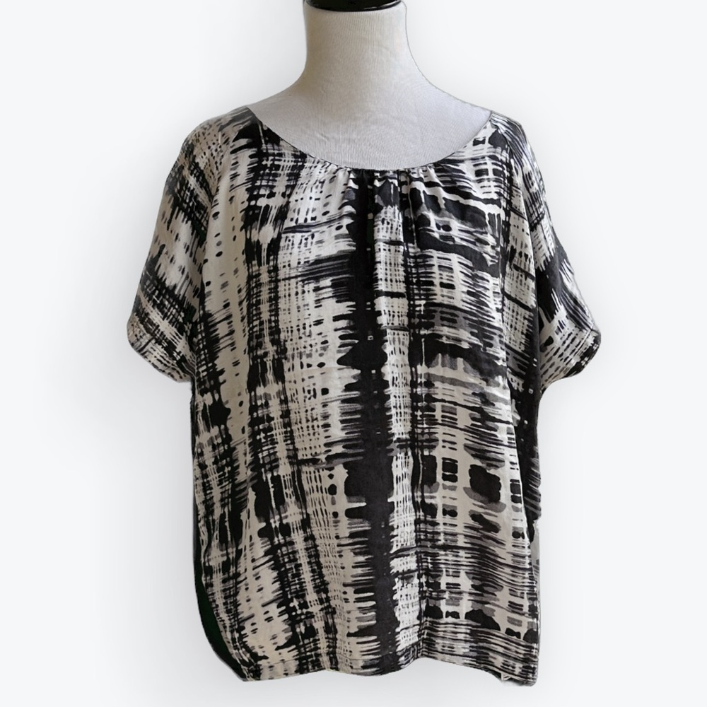 Silk Artsy Boho Urban Graphic Modern Monochrome Neutral Boxy Blouse ~ Chico’s 3